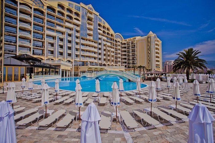 Imperial Palace 5*