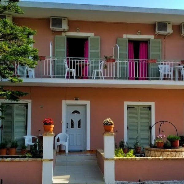 Лето 2026 Крф – Вила Јулианос