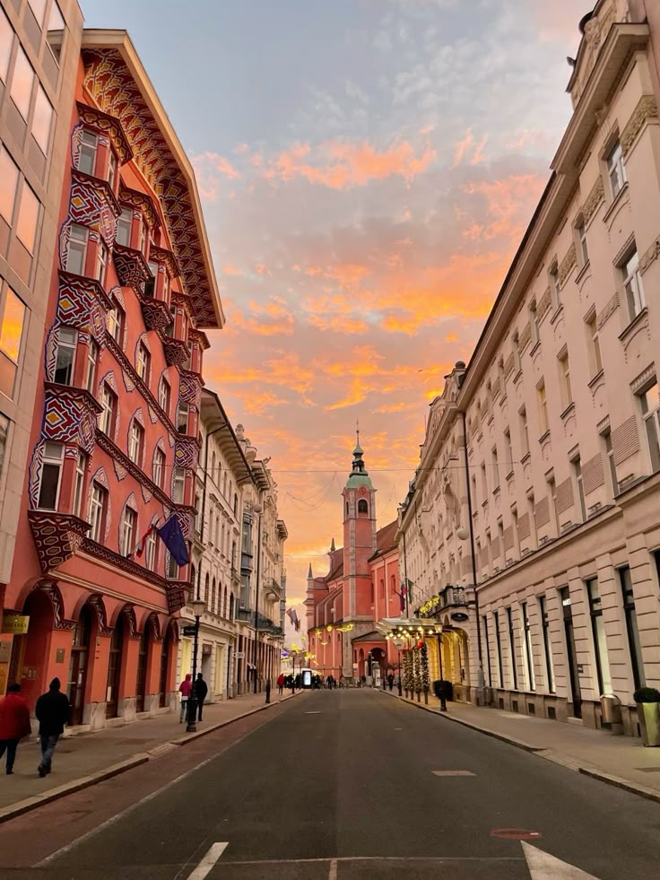 Љубљана со Плитвичките езера за Велигден