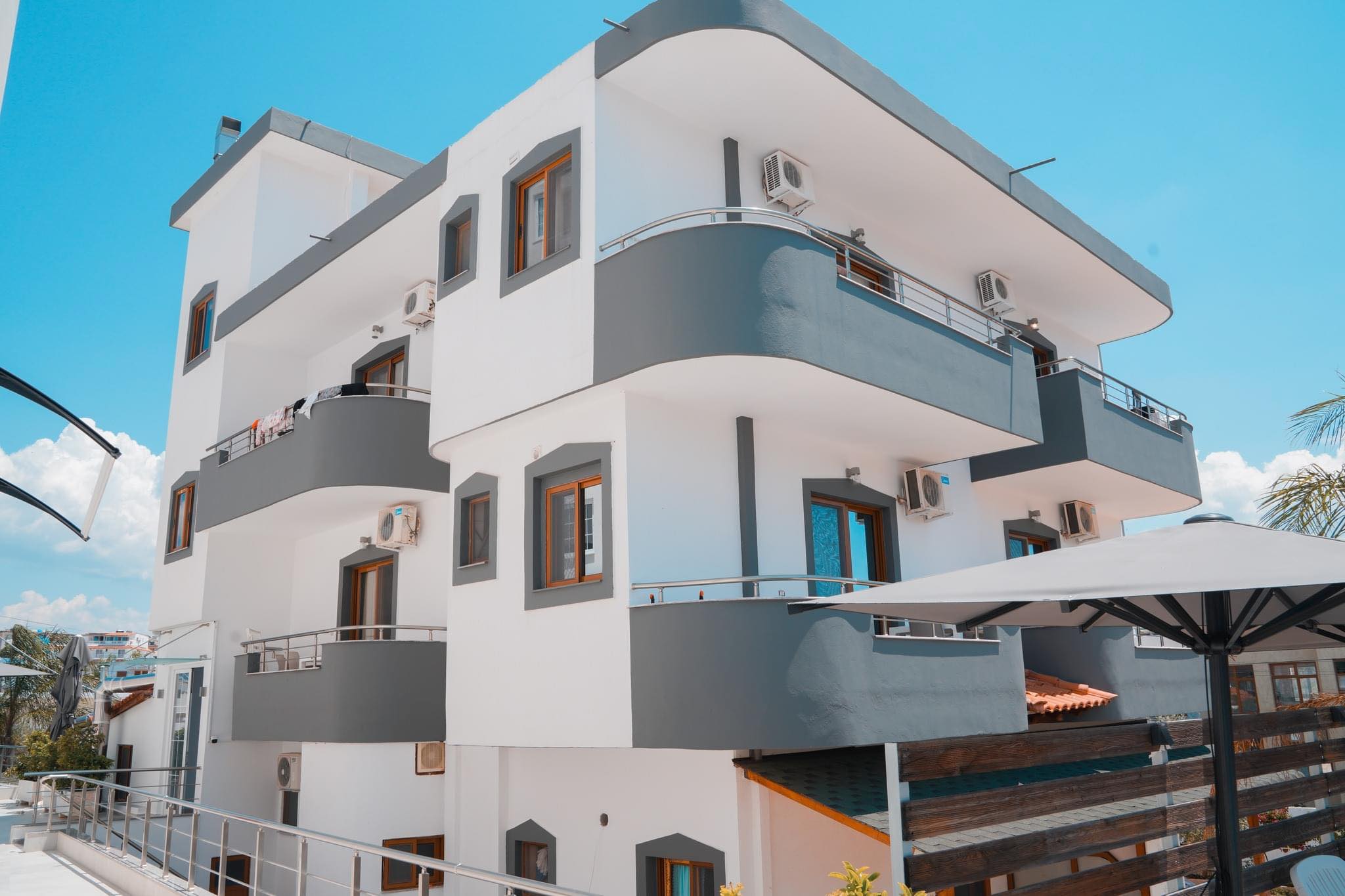 Вила Ујвара – Ксамил 2026