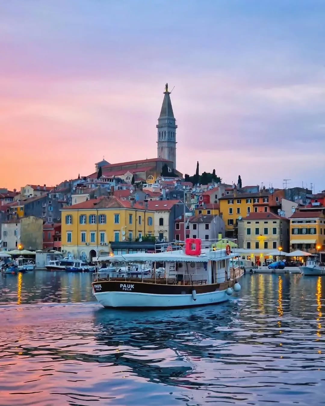 ВЕЛИГДЕН ВО ХРВАТСКА (ИСТРА)