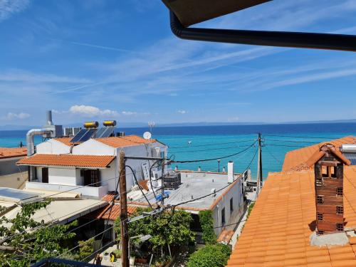 101659IMG-3b4a5026a195b54621c03bfd9a908da1-V