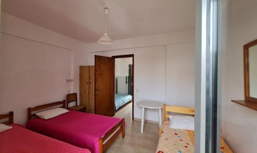 101705KOSTANTIN-1-SPALNA