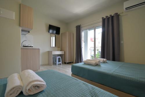 101744IMG-08b1669e70b21794dbafea01d3fe6100-V