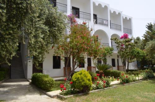 102735velisarios-3 (1)