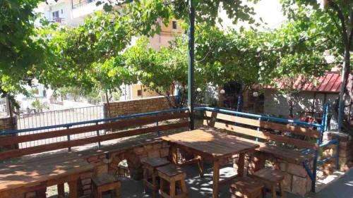 102753bushati2-1030x579