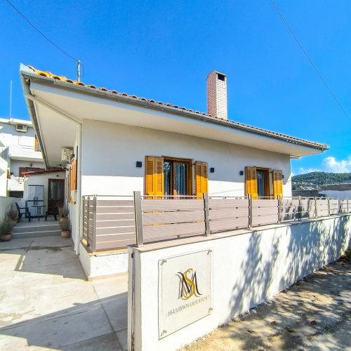 3a827264-bd5b-4e39-b5e0-ac152c14723d-scaled-qwd61hljusj291sjvyyex4lb7jc8xgeeogjkf52etk