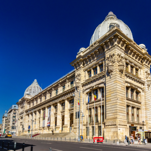 Blue-White-Modern-Travel-Instagram-Post-8-768x768