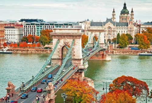 DEST HUNGARY BUDAPEST CHAIN-BRIDGE shutterstock-portfolio 162074663