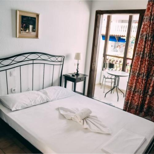 IMG-1588-600x600 (1)