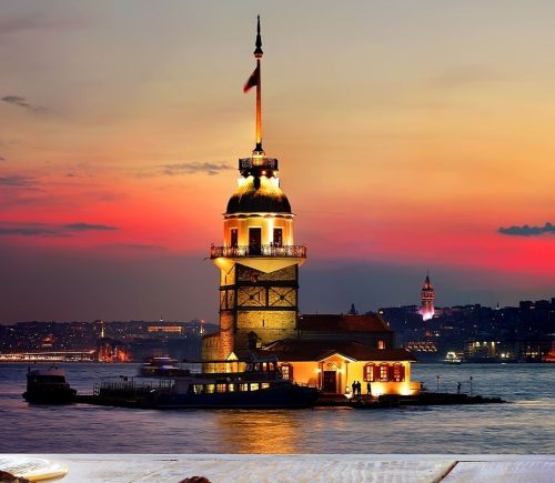 Maidens-Tower-Rozana-Tours-برج-الفتاة-روزانا-تورز-Kiz-kulesi