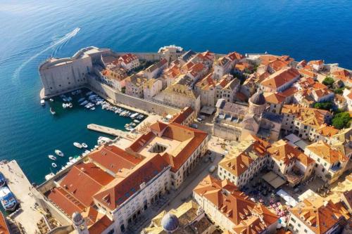 Sky-view-of-Dubrovnik