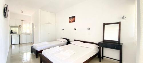 bc-triple-studios-221-1024x450