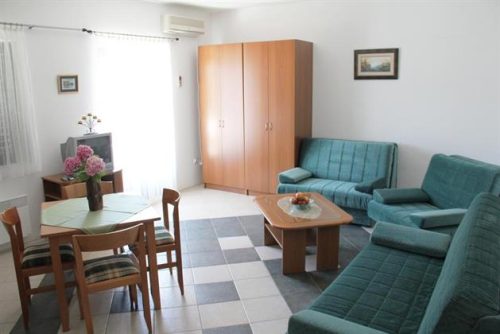 cc9071d4-c4fe-4b1d-ac4d-ebba33d4b0bf