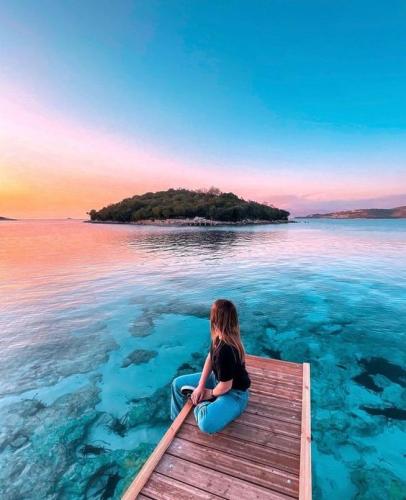 ddc615506c686d453a1f20726dd15542-1