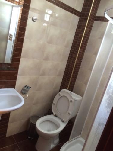 image-08818d657b348d246cc7717a2da2df46111a6dae2f96ca66d5ec256752880828-V