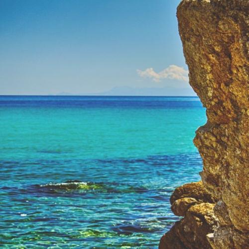 miltiadis-fragkidis-XvC0oHMHwp8-unsplash-600x600 (1)