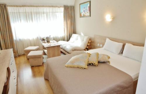 mura-slika-2-1024x658-1-768x494