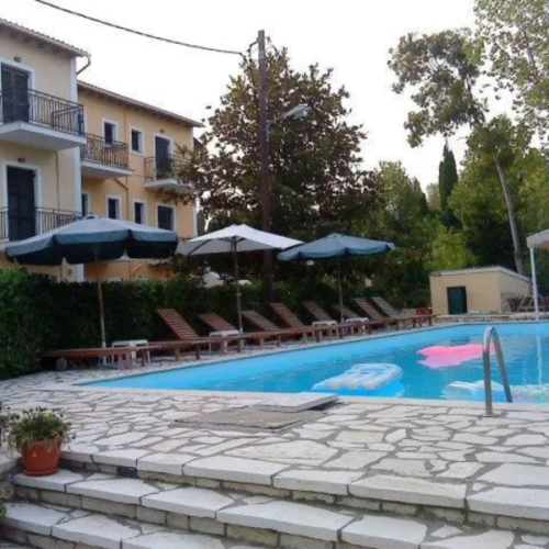 ovaa-neka-bide-prva-2-600x600