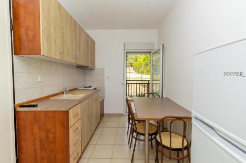 skioni-apartments-nea-skioni-pic-13