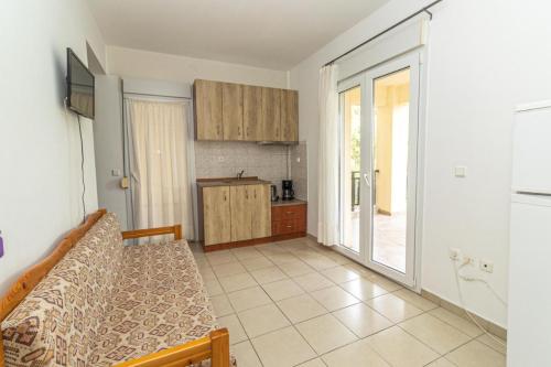 skioni-apartments-nea-skioni-pic-62